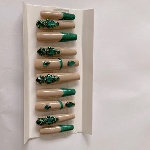 Xxl press on nails